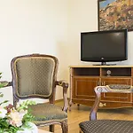 Boutique Romanza Lejlighedshotel 4*