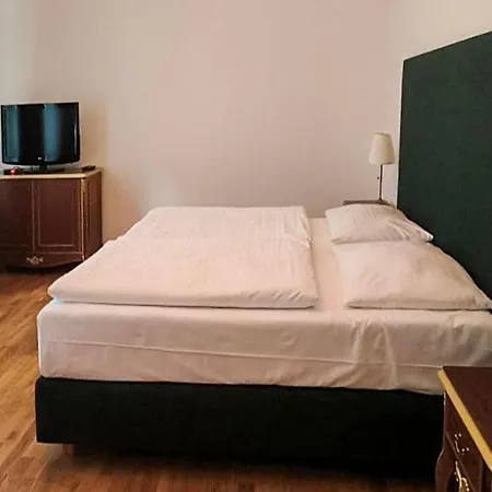 アパートホテル Romanza