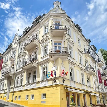 Aparthotel Boutique Romanza 4*