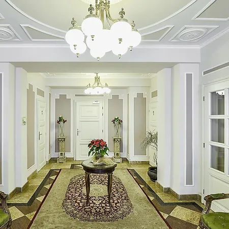 Boutique Romanza Aparthotel