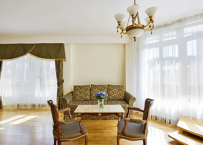 Boutique Romanza 4*
