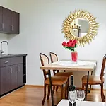 Boutique Romanza 4*
