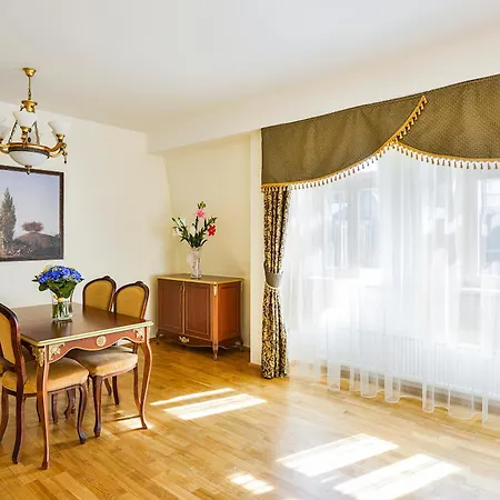 Boutique Romanza 4*
