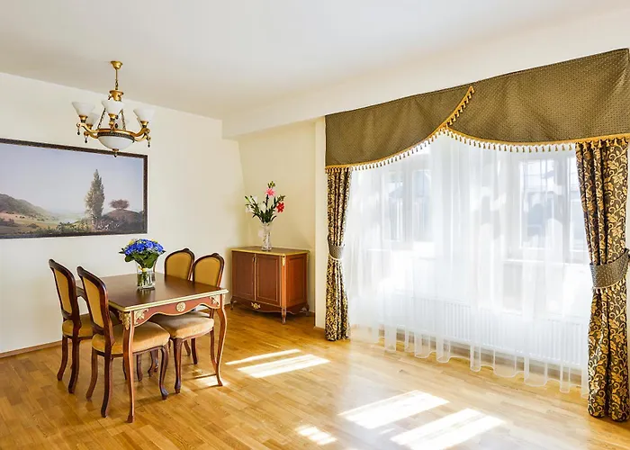 Boutique Romanza 4*