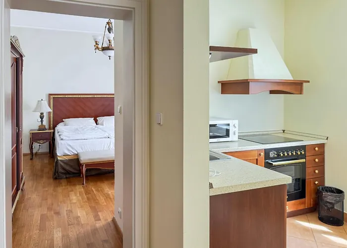 Boutique Romanza Lägenhetshotell 4*